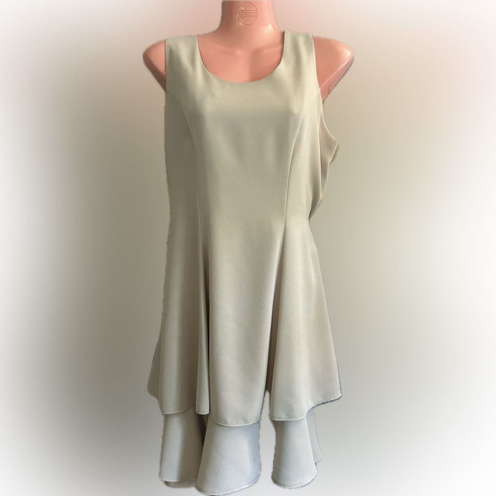 Randi May Collection Women’s Cream Colored Layered Dress Size 6